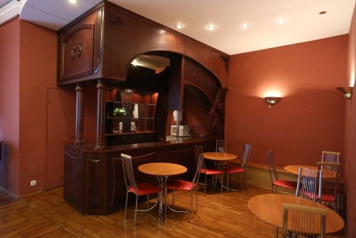 bar